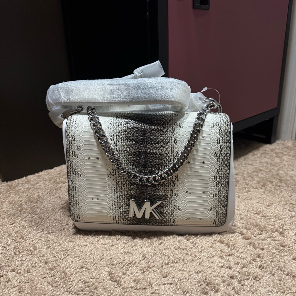 Michael Kors Mott Chain Swag Shoulder Bag